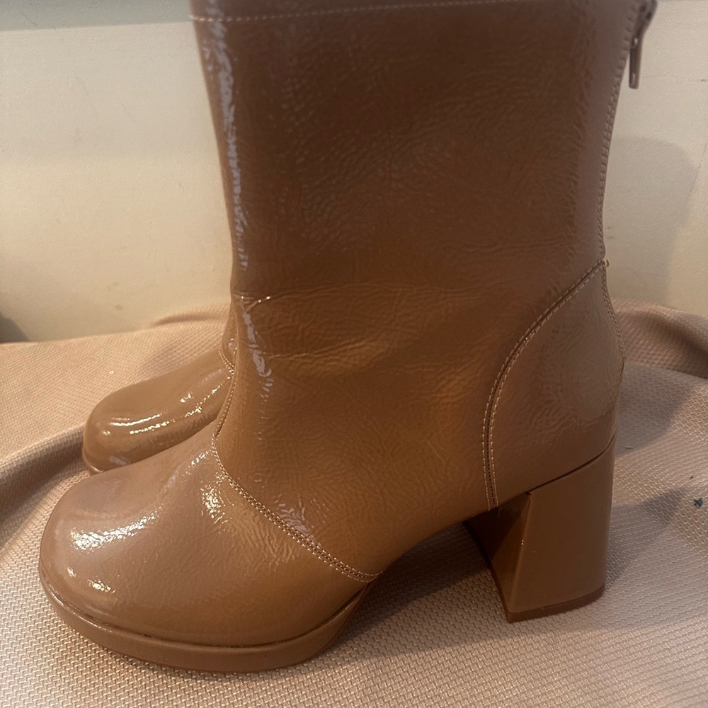 Journee Collection Tan Platform Boots